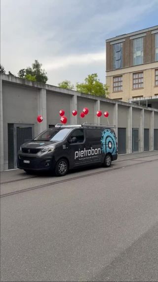 Happy 1. August! 🇨🇭🎉⁠
⁠
Unser Pikett heute mal mit Deko. 😉⁠
⁠
-⁠
www.p-hvac.ch⁠
⁠
#pietrobon #pietrobonhvacgmbh #hvac #1.august #family #friends #hvactechnician #hvactech #hvaclife #hvachacks #züri #zurich #gwatt #valley #switzerland⁠